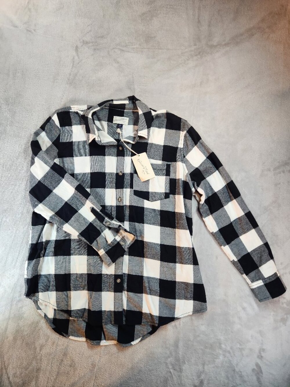 Flannel Buffalo Black and White Plaid Women's Shirt Small Universal Thread